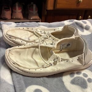 EUC Hey Dudes White Casual Boat Shoes!